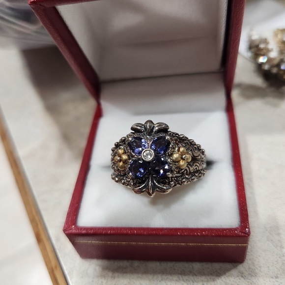 Barbara Bixby Solid
Sterling Silver 18K Gold
Amethyst Topaz Flower
Ring size 10 - Picture 2 of 10